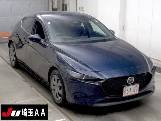 MAZDA 3 Fastback